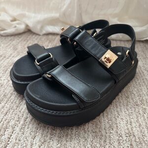 STEVE MADDEN - Bigmona Black Leather Platform Sandals (Womens Size 7.5)